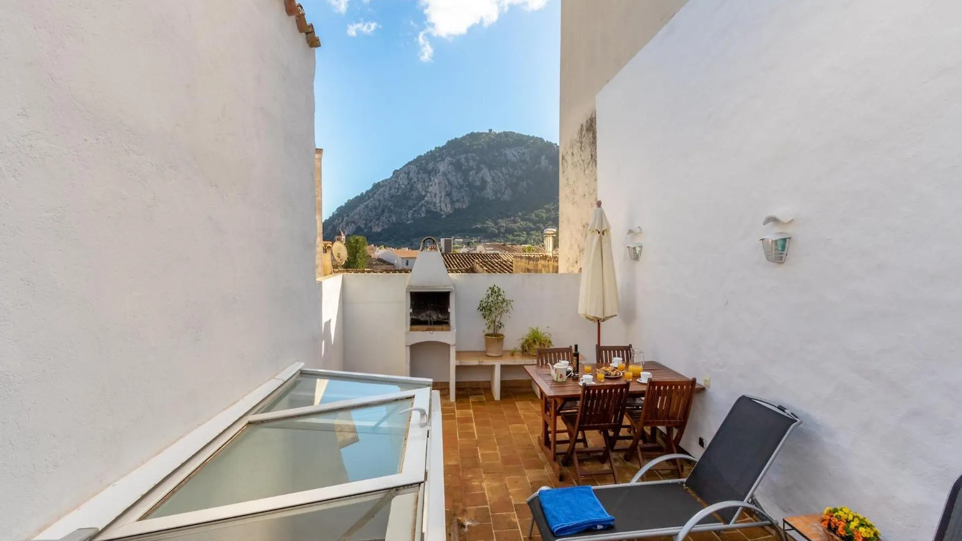 Apartment Amazing Villa In Pollensa With Patio